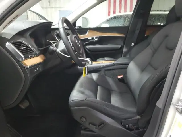 2023 VOLVO XC90 CORE  