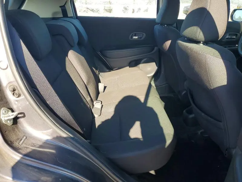 2017 HONDA HR-V LX  