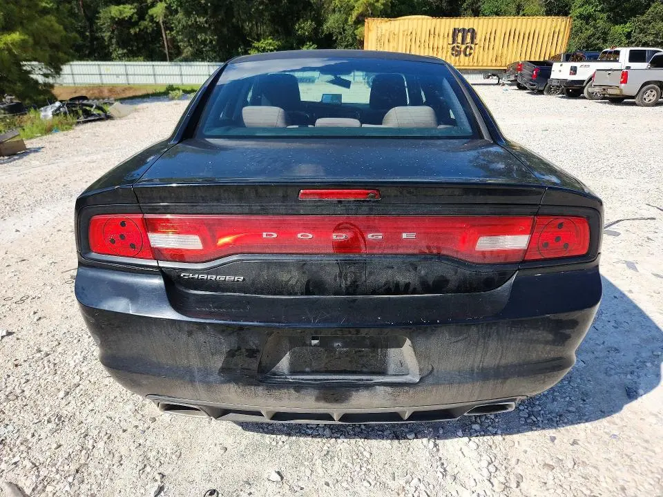 2013 DODGE CHARGER SE  