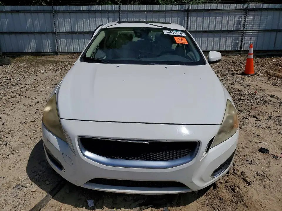 2012 VOLVO S60 T5  