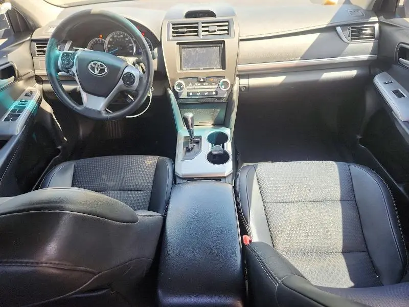 2014 TOYOTA CAMRY SE  