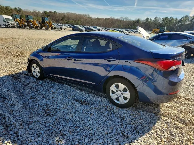 2016 HYUNDAI ELANTRA SE  
