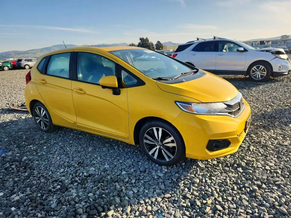 2018 HONDA FIT EX  