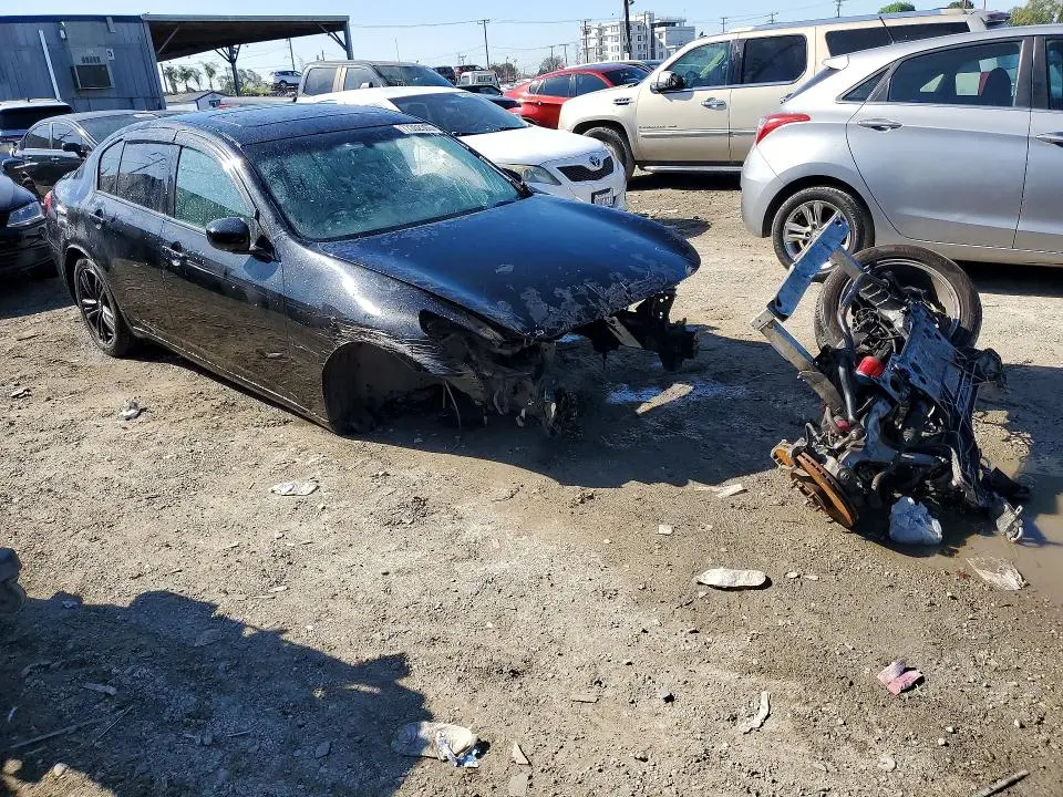 2011 INFINITI G37 BASE  
