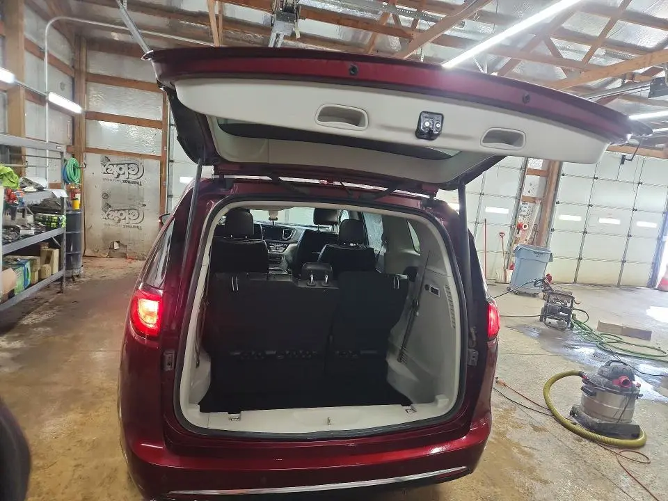 2019 CHRYSLER PACIFICA LIMITED  