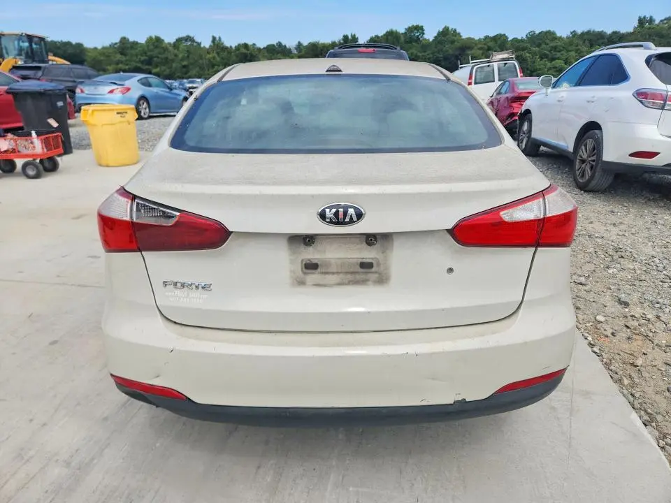 2015 KIA FORTE LX  