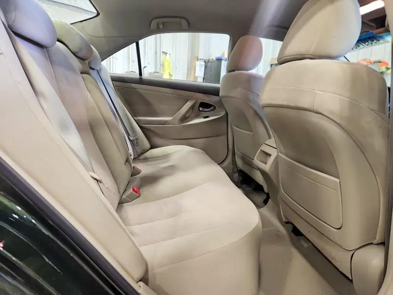 2011 TOYOTA CAMRY LE  