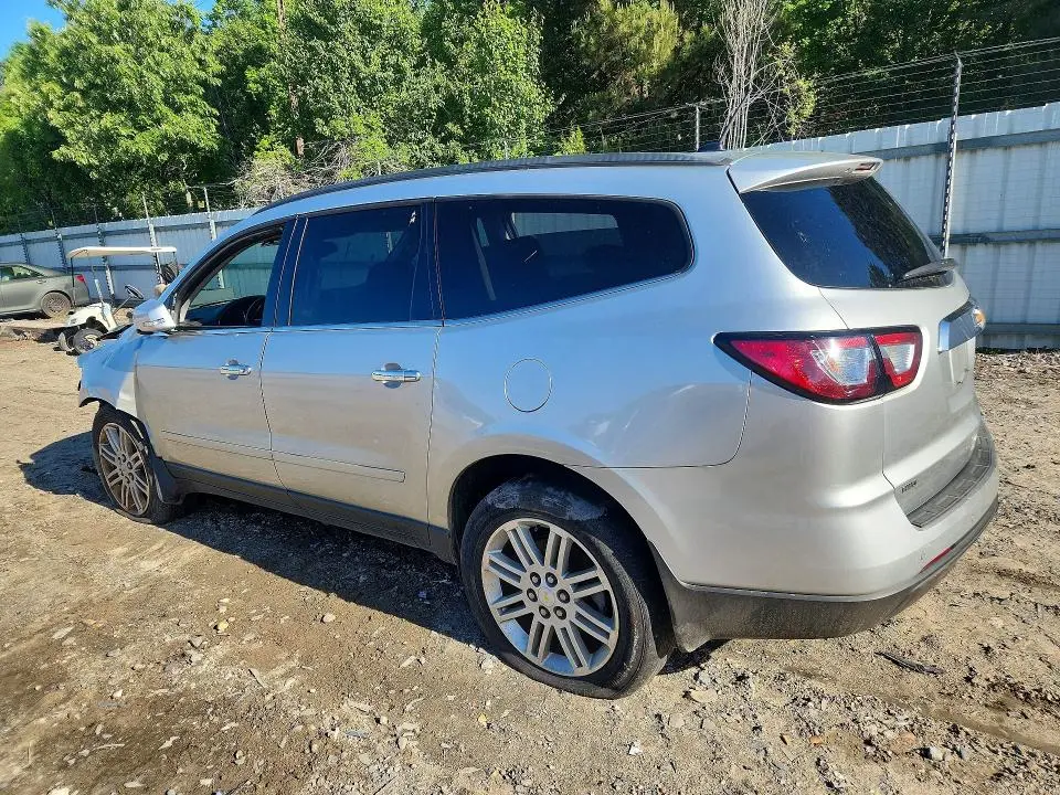 2015 CHEVROLET TRAVERSE LT  