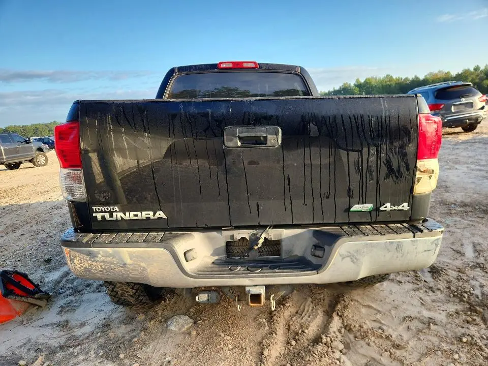 2013 TOYOTA TUNDRA CREWMAX SR5  