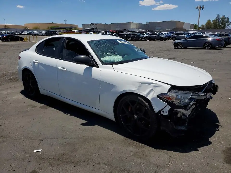 2020 ALFA ROMEO GIULIA   
