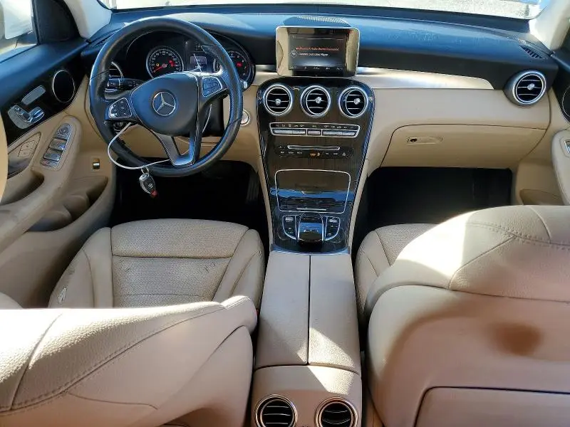 2016 MERCEDES-BENZ GLC 300  