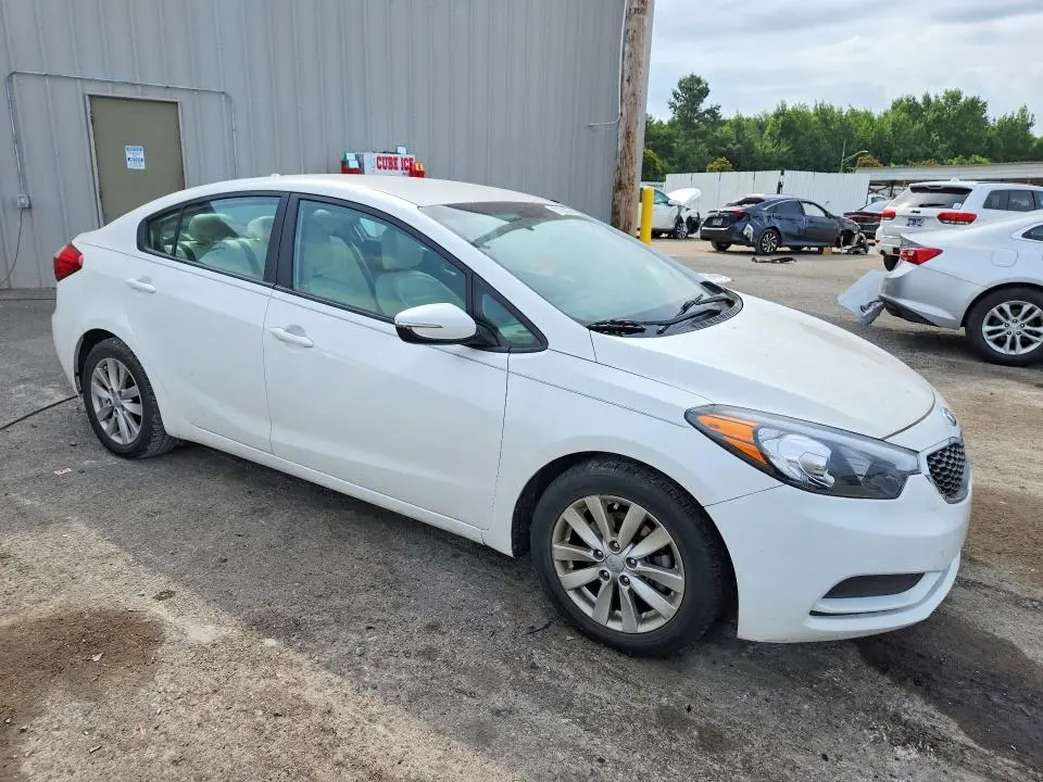 2016 KIA FORTE LX  