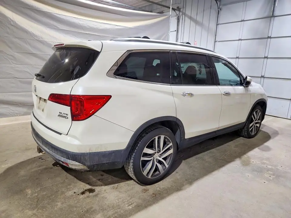 2016 HONDA PILOT ELITE  