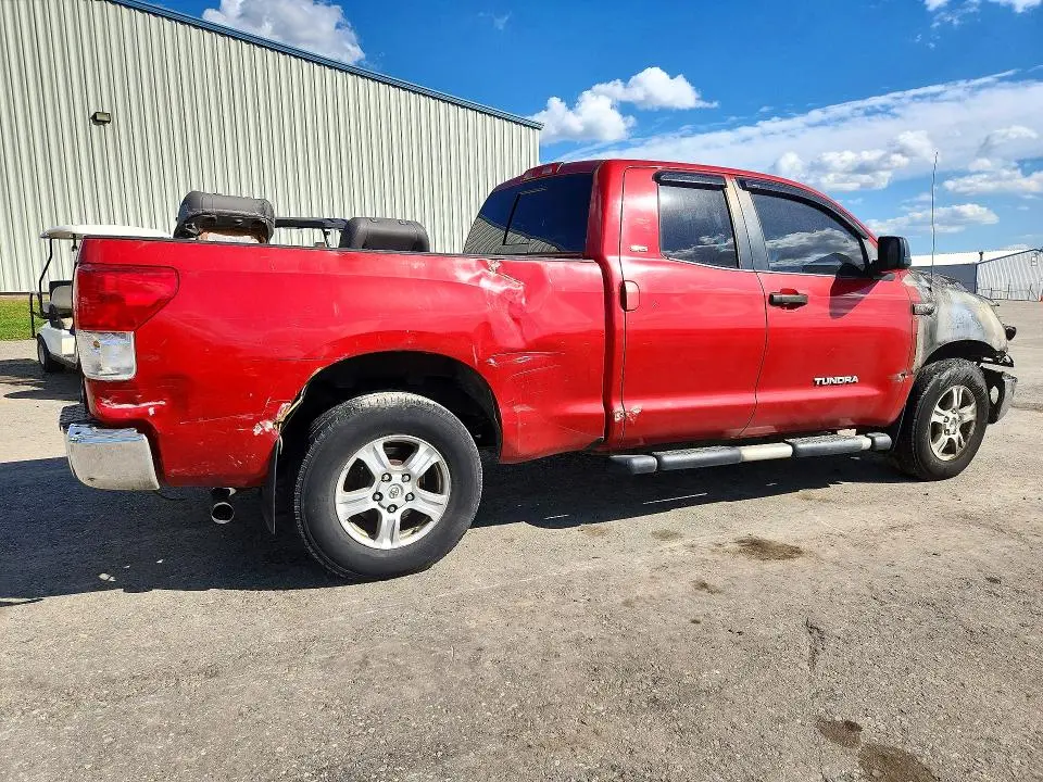 2011 TOYOTA TUNDRA DOUBLE CAB SR5  