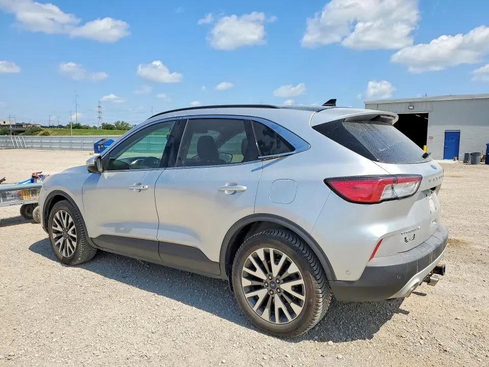 2020 FORD ESCAPE TITANIUM  