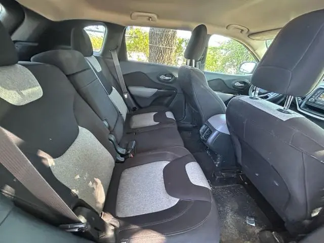 2014 JEEP CHEROKEE SPORT  