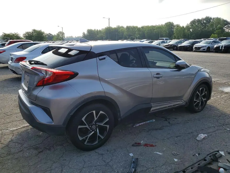 2018 TOYOTA C-HR XLE PREMIUM  