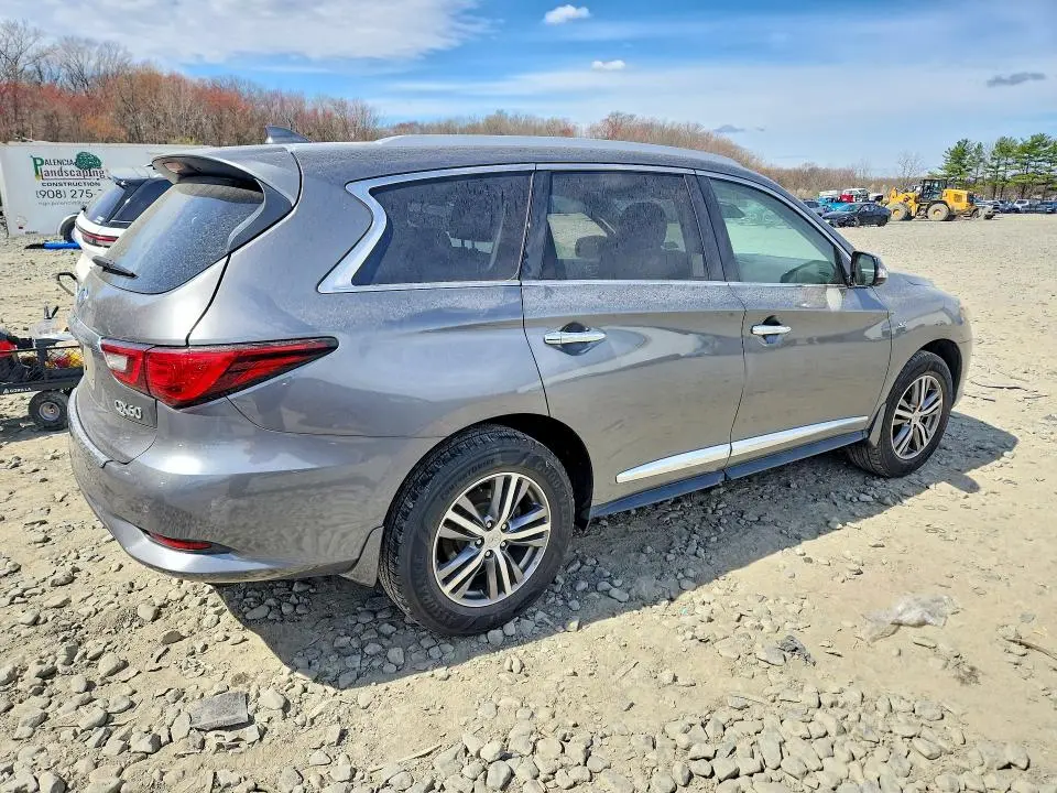 2020 INFINITI QX60 LUXE  