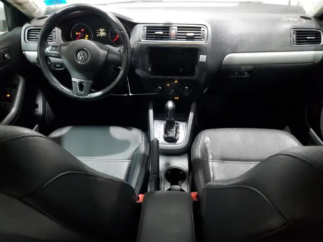 2013 VOLKSWAGEN JETTA SE  
