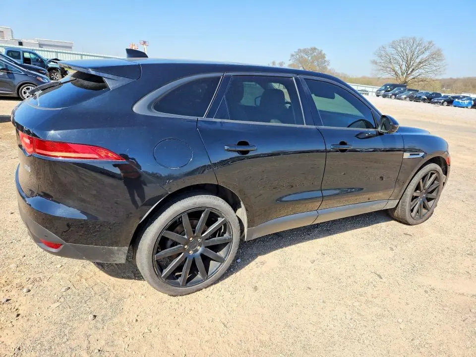 2017 JAGUAR F-PACE PREMIUM  