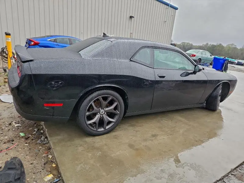 2017 DODGE CHALLENGER SXT  