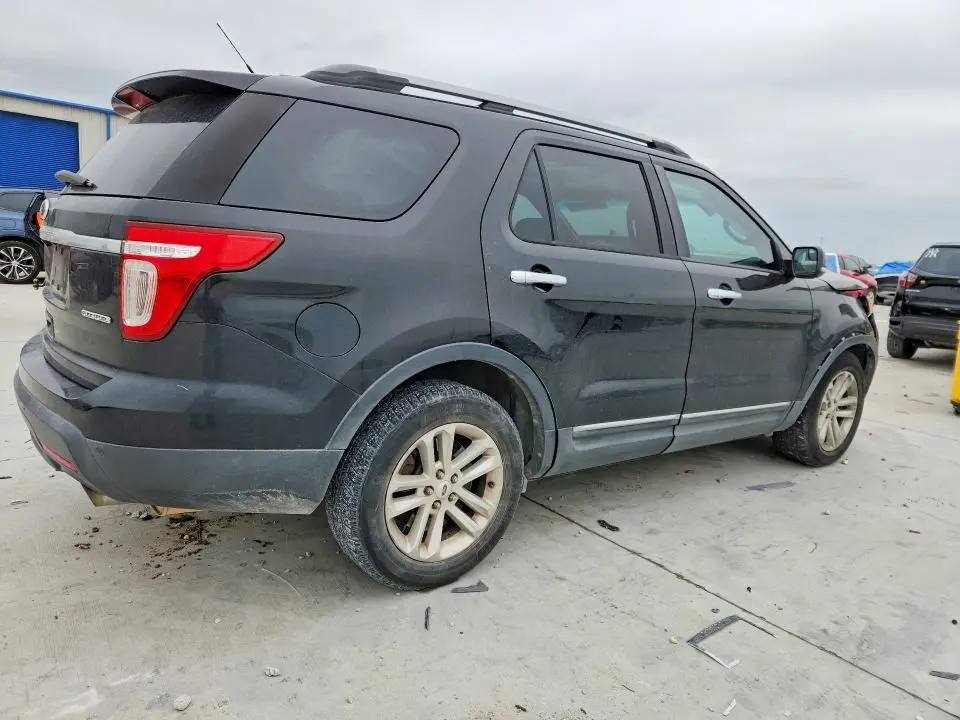 2013 FORD EXPLORER XLT  