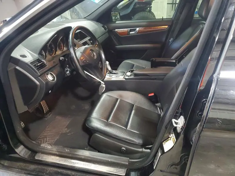 2011 MERCEDES-BENZ C 300 4MATIC  