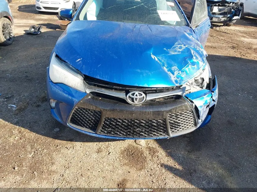 2017 TOYOTA CAMRY SE