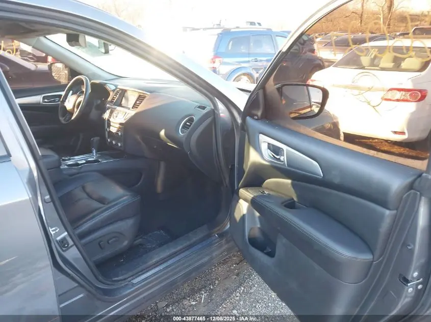 2017 NISSAN PATHFINDER SL