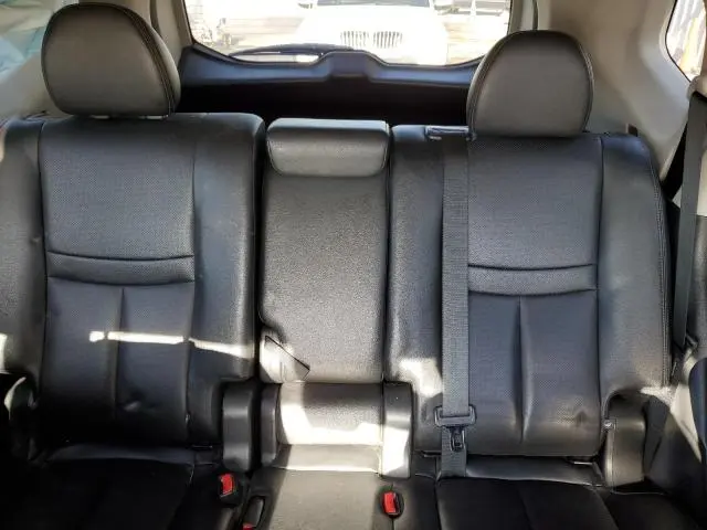 2019 NISSAN ROGUE S  