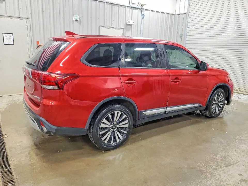 2019 MITSUBISHI OUTLANDER   