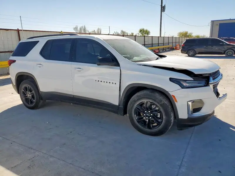 2022 CHEVROLET TRAVERSE LS  