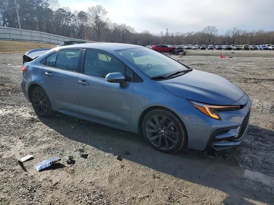 2024 TOYOTA COROLLA SE  