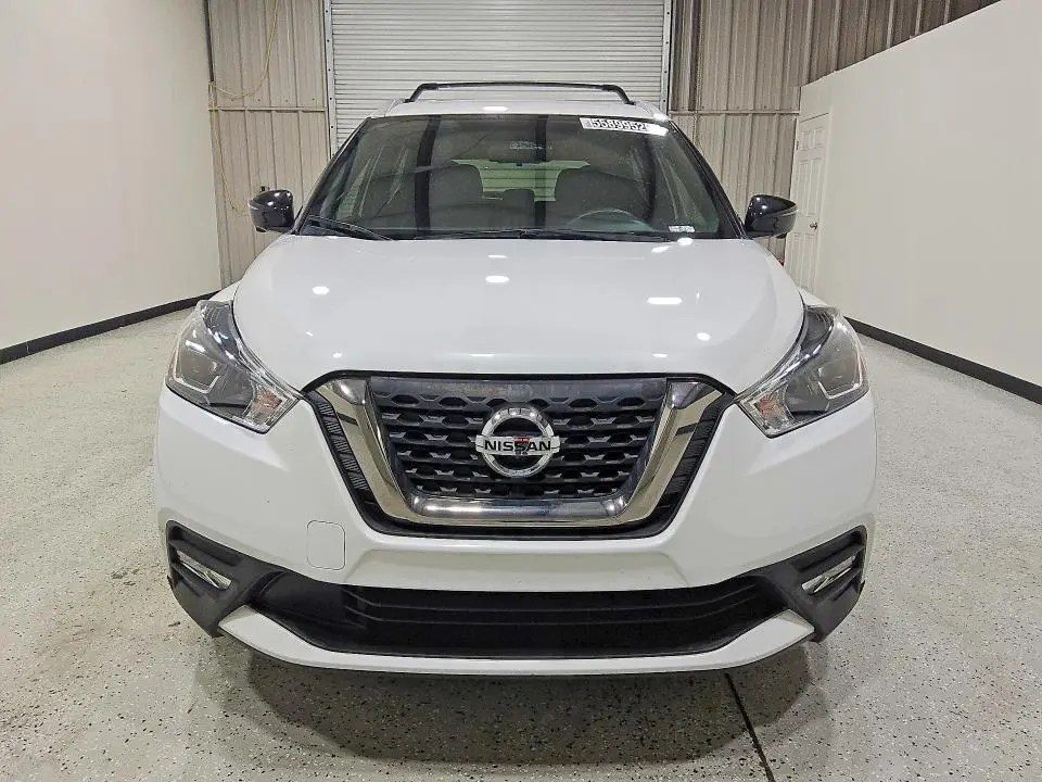 2018 NISSAN KICKS SR  