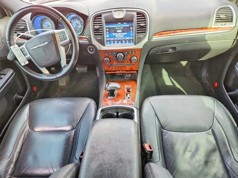 2013 CHRYSLER 300   