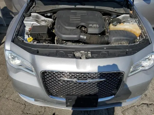 2017 CHRYSLER 300C   