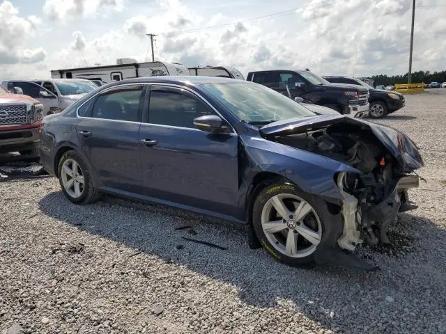 2012 VOLKSWAGEN PASSAT SE  