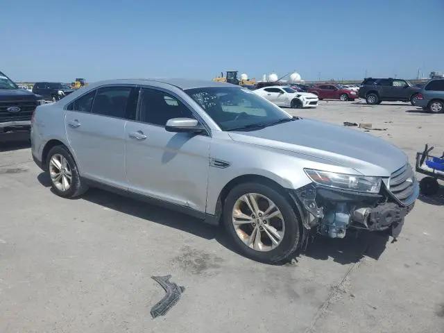 2017 FORD TAURUS SEL  