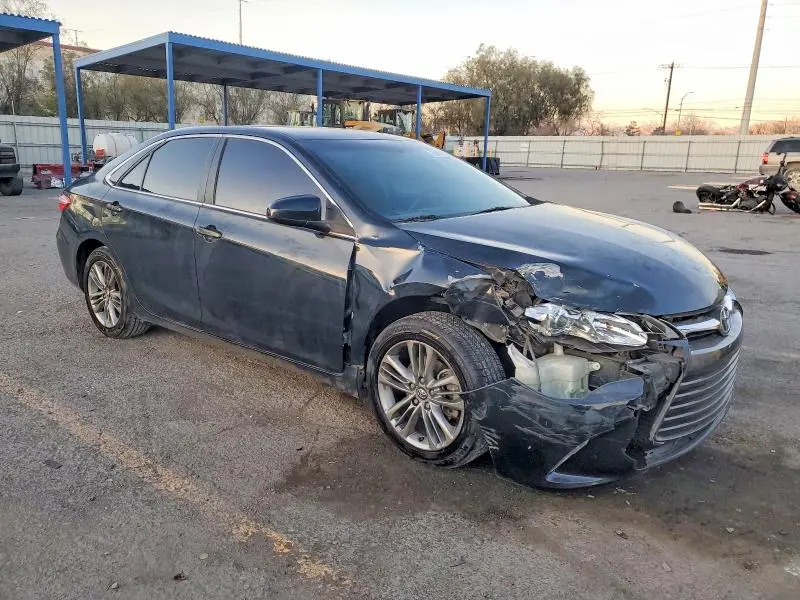 2016 TOYOTA CAMRY LE  