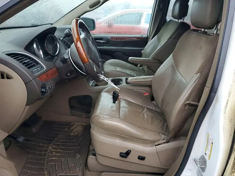 2015 CHRYSLER TOWN & COUNTRY LIMITED PLATINUM  