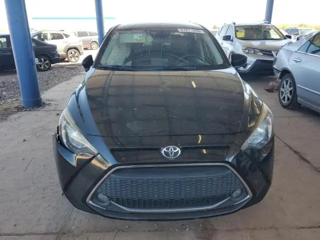 2019 TOYOTA YARIS L  