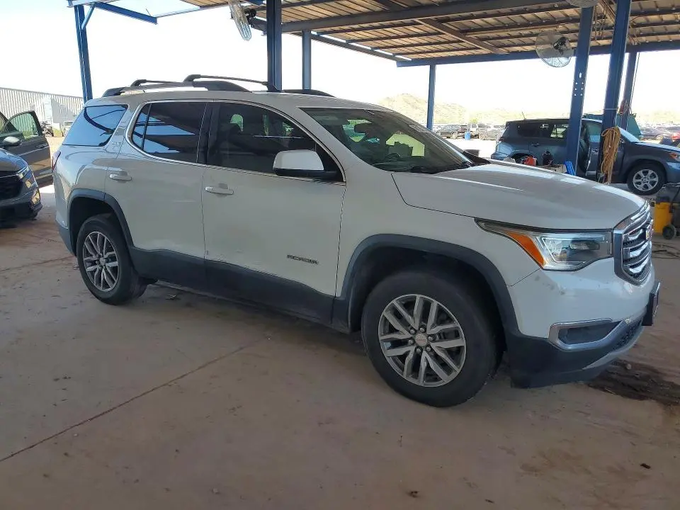 2017 GMC ACADIA SLE  