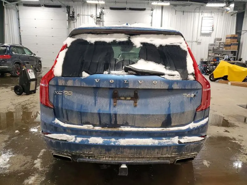 2017 VOLVO XC90 T6  
