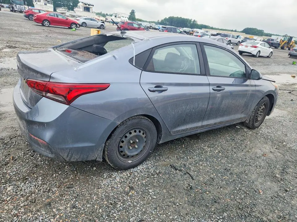 2018 HYUNDAI ACCENT SE  