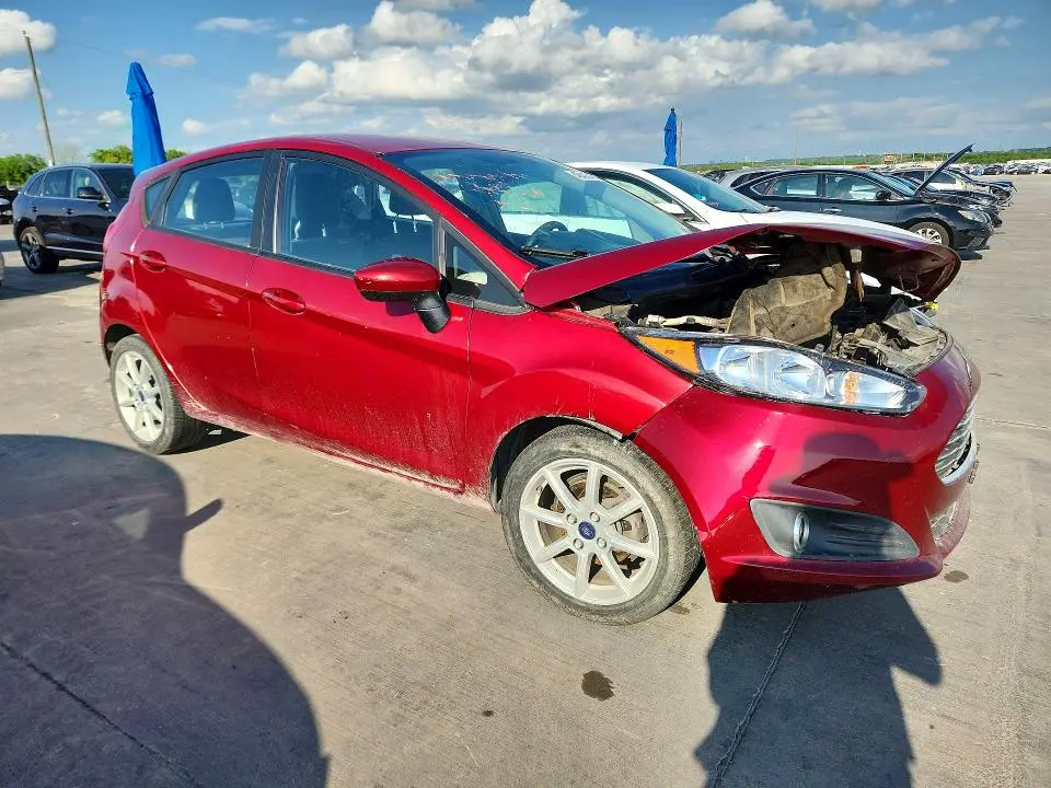 2017 FORD FIESTA SE  
