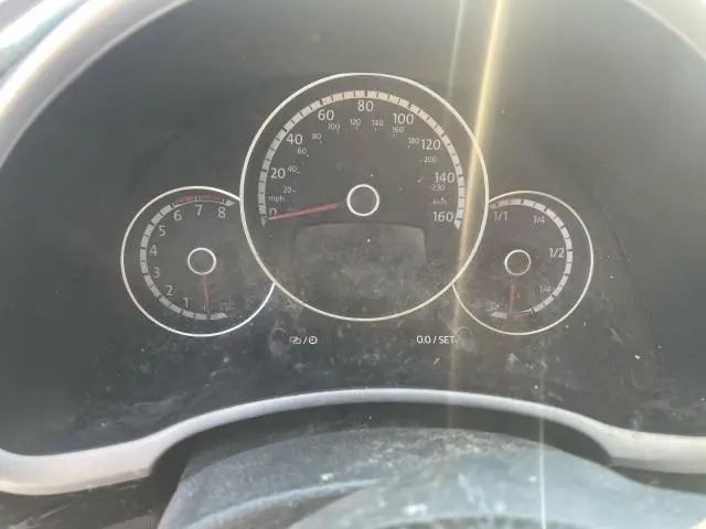 2014 VOLKSWAGEN BEETLE   