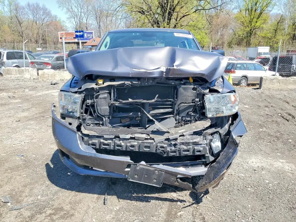 2018 RAM 1500 ST  