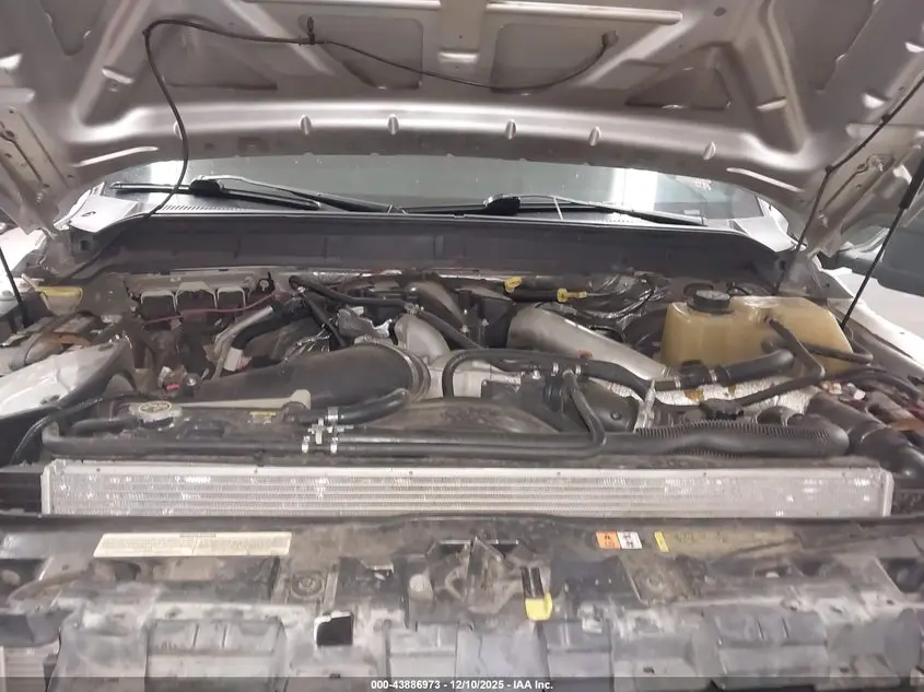 2011 FORD F-250 LARIAT