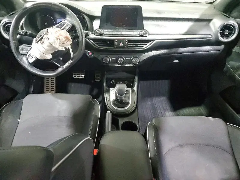 2021 KIA FORTE GT LINE  