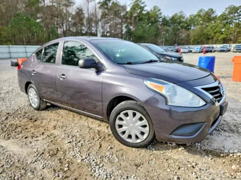 2015 NISSAN VERSA S  